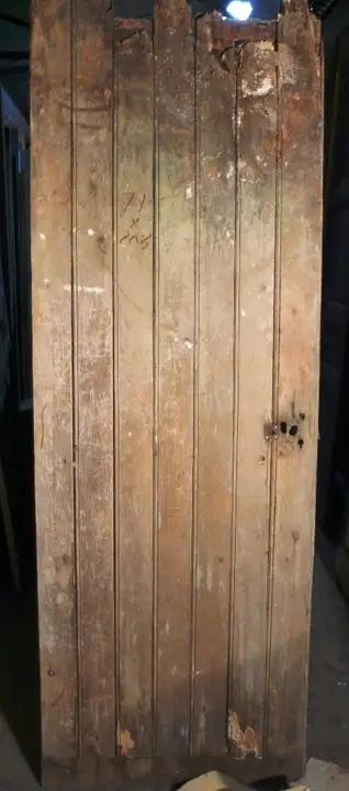 Porte de ferme en bois rustique