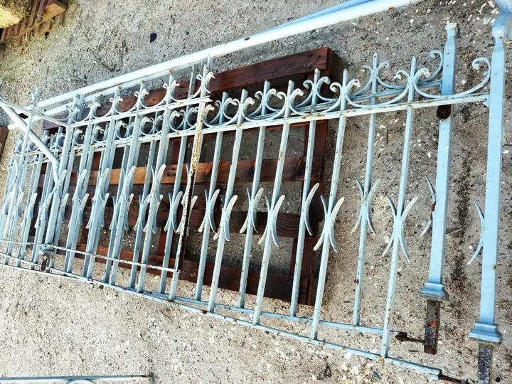 rambarde, balustrade, grille de protection en fer forgé (2.80+1.10+0.50 ml)