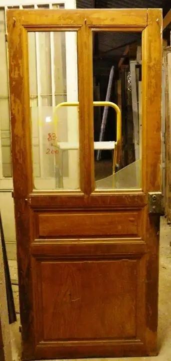 Porte d'interieur en bois vitrée