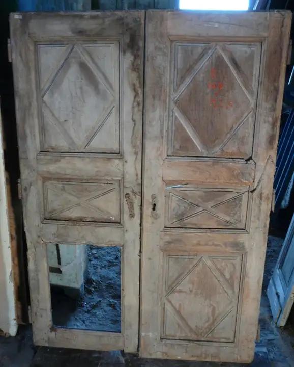 Doubles portes de placard anciennes
