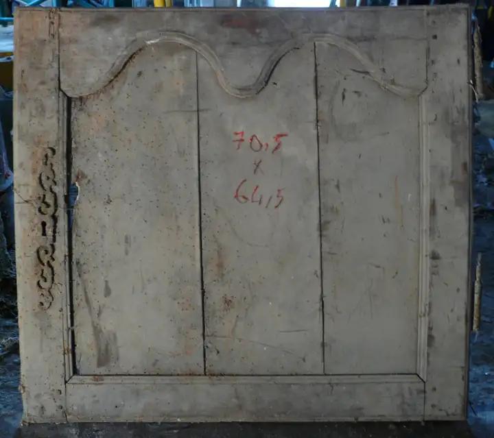 Porte de placard en noyer