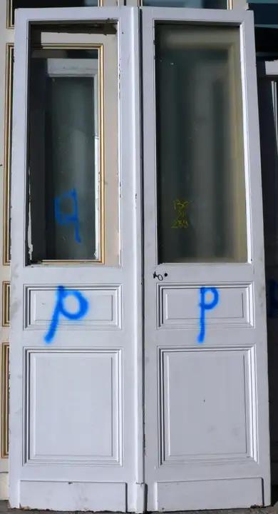 Double porte vitrée en bois