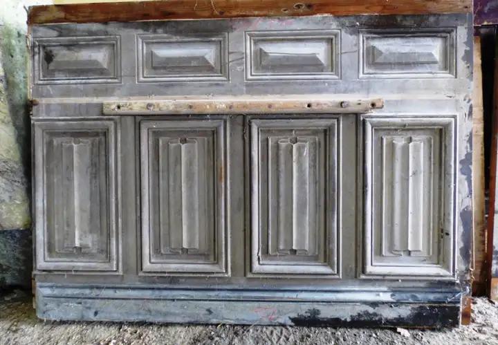 Boiseries basses en bois anciennes