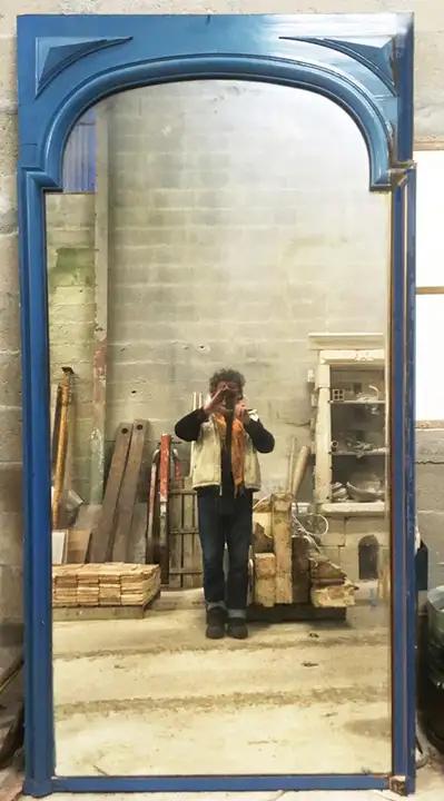 Très grand miroir à chapeau de gendarme