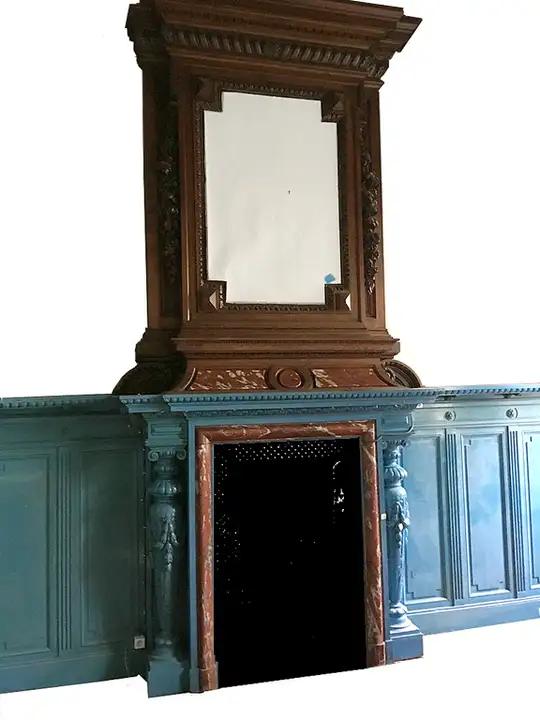 Cheminée ancienne à trumeau en noyer