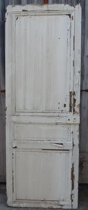 Porte ancienne d'intérieur en bois