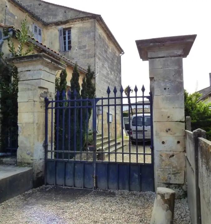 Entrée d'une demeure XIXème