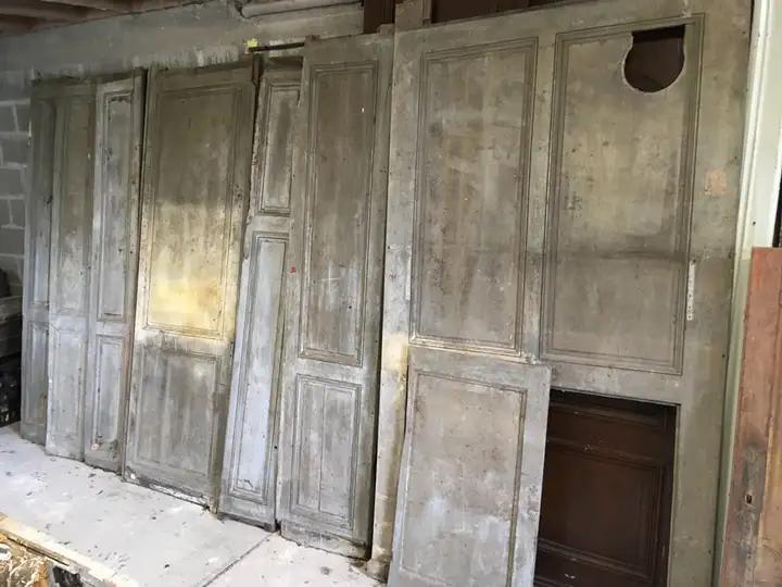 Anciens panneaux de boiserie en chêne