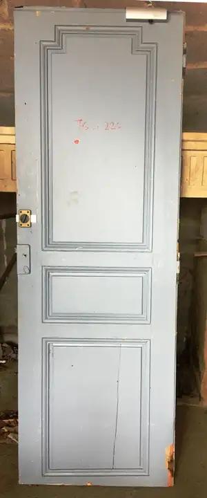 Porte ancienne en bois