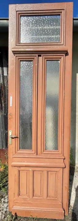 Porte d'entrée vitrée en bois