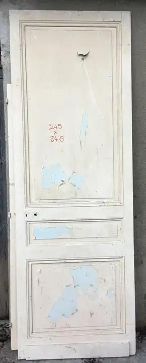 Porte ancienne d'intérieur en bois