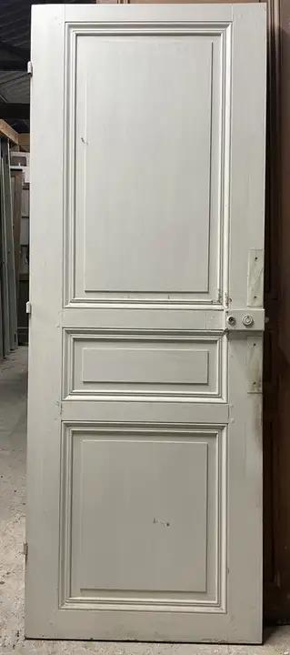 Porte ancienne de communication