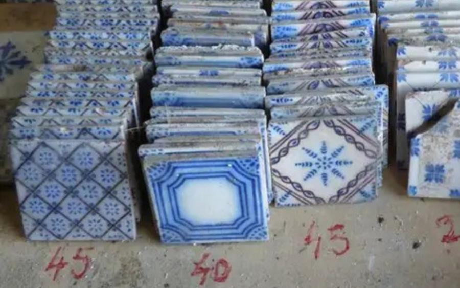 carrelage faience ancien