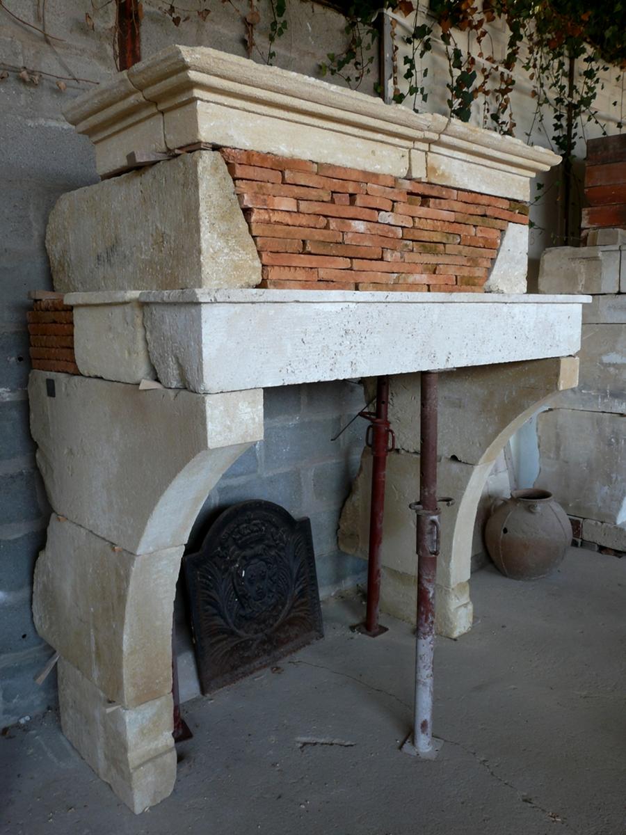Cheminée campagnarde