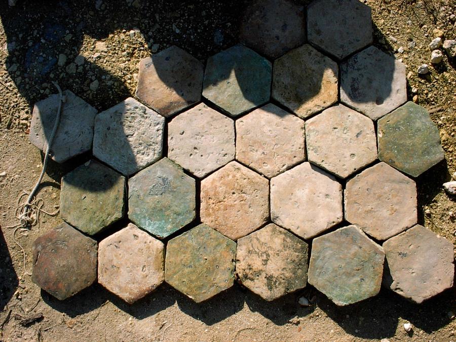 Carrelage en terre cuite ancien octogonal