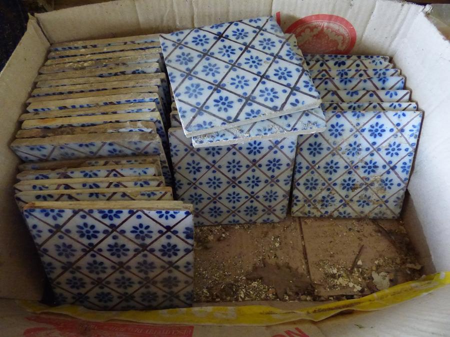 Lot de carrelage bleu ancien