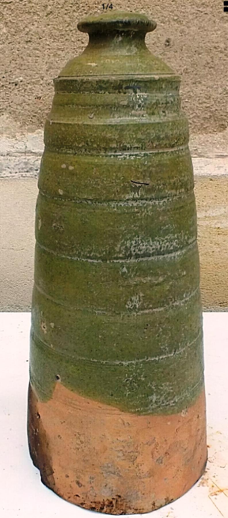 Epi de faîtage en terre cuite vernissée