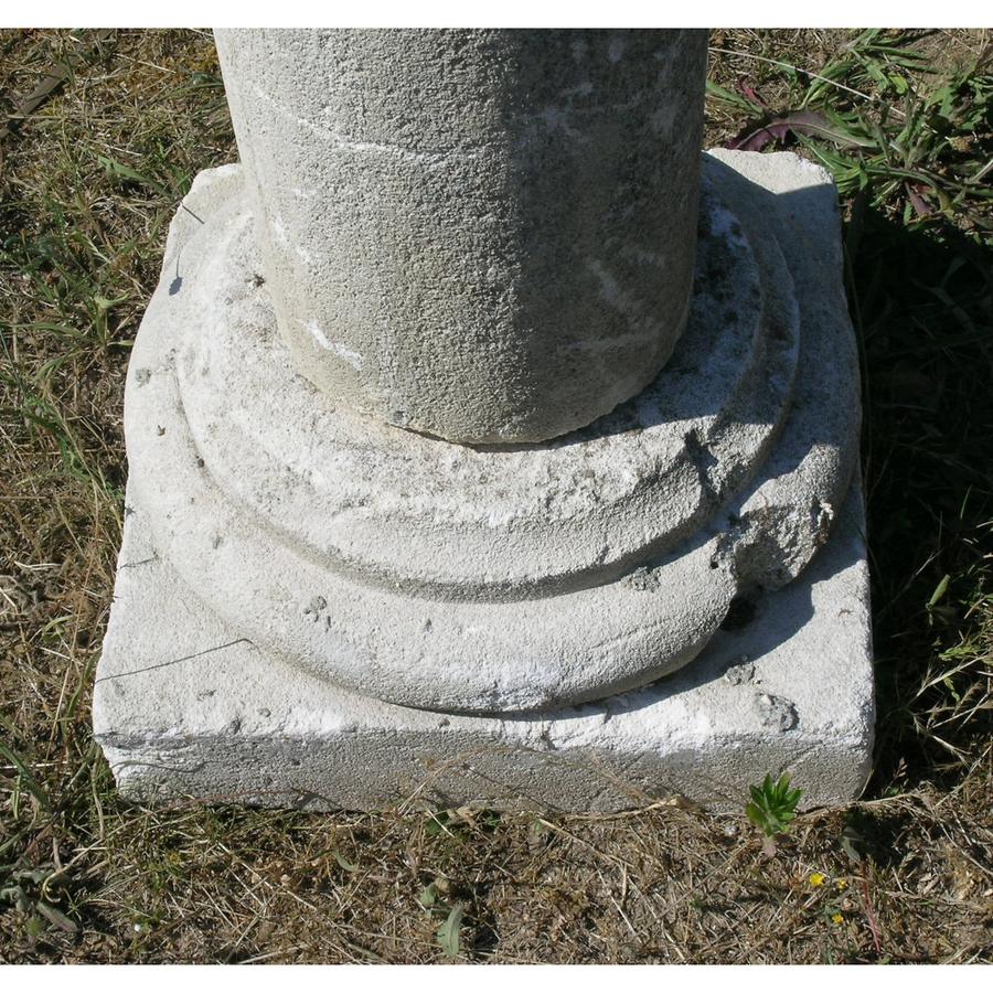 Socle colonne en pierre