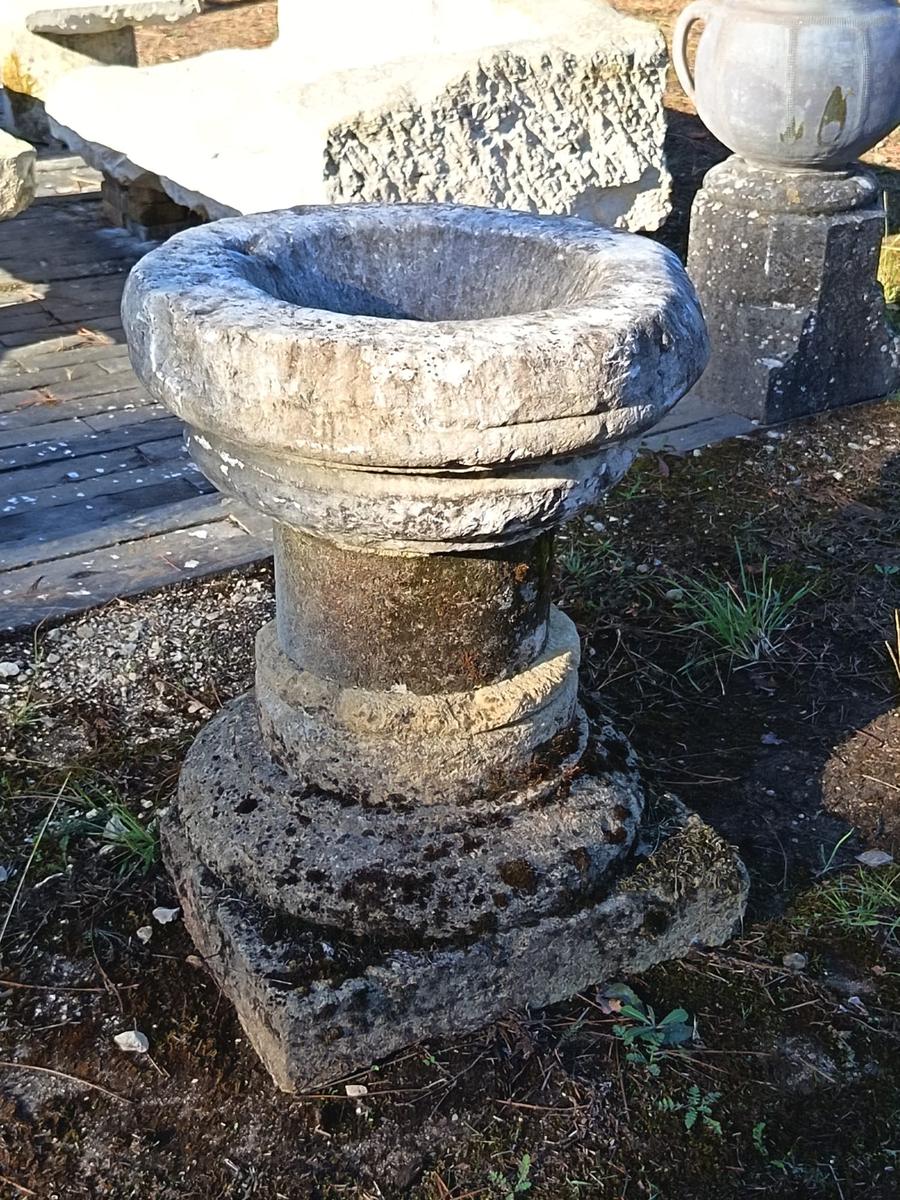 Bassin rond en marbre
